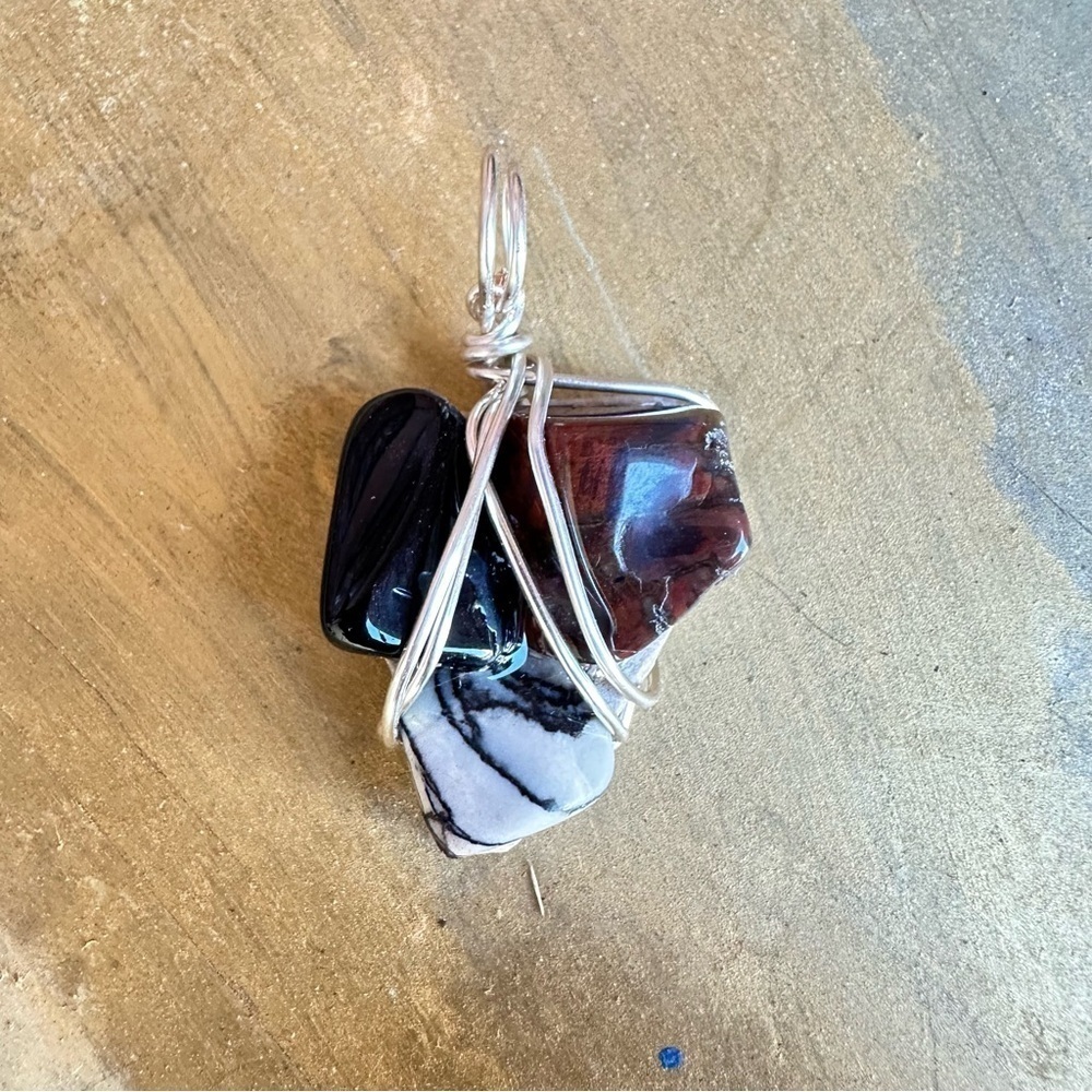 Handcrafted Artisan Jewelry Pendant Genuine Natural Art to Wear Wire Wrapped - Picture 4 of 13